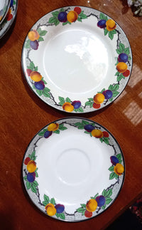 "Ye Old English" Grosvenor China Tea Set