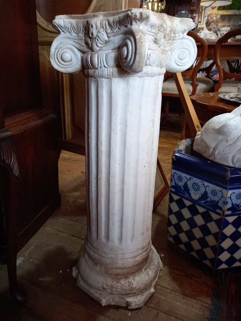 Vintage Column Plinth