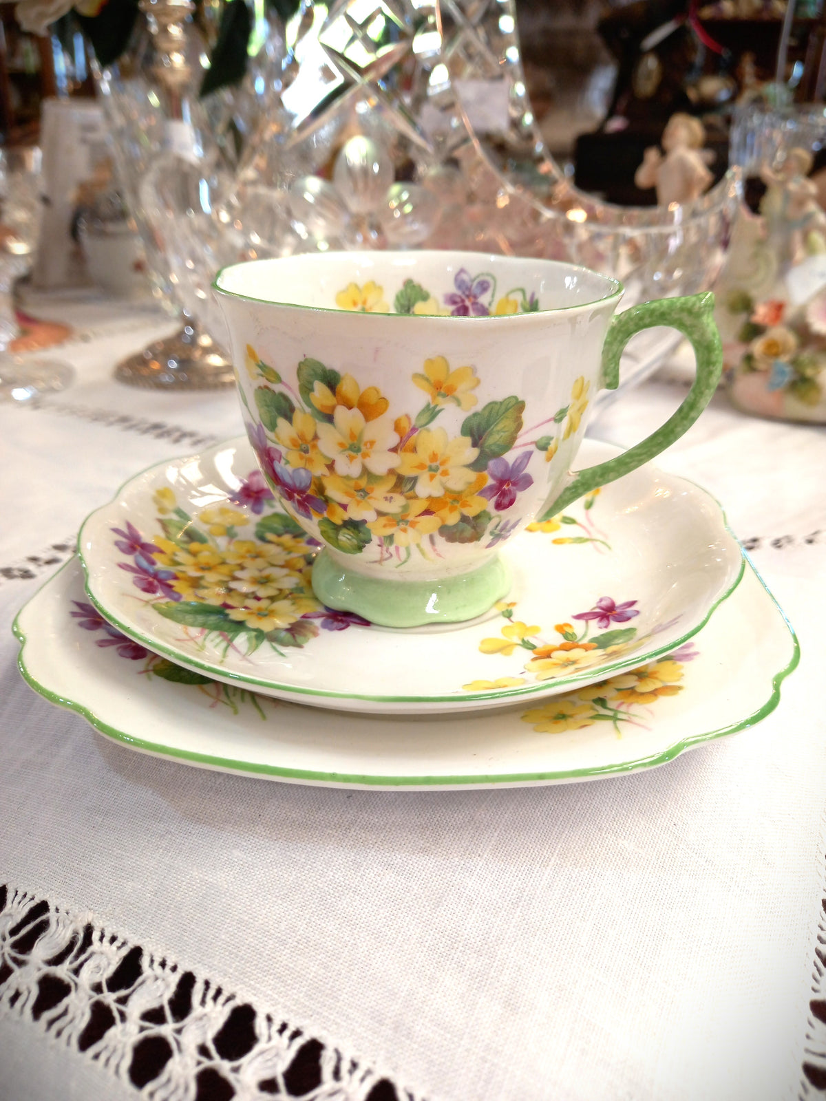 Royal Albert "Primulette" Trio