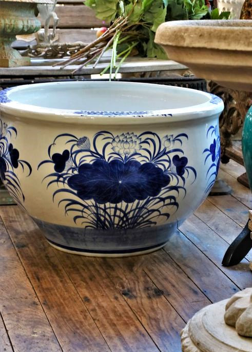 Hand Painted Chinese Porcelain Fishbowl